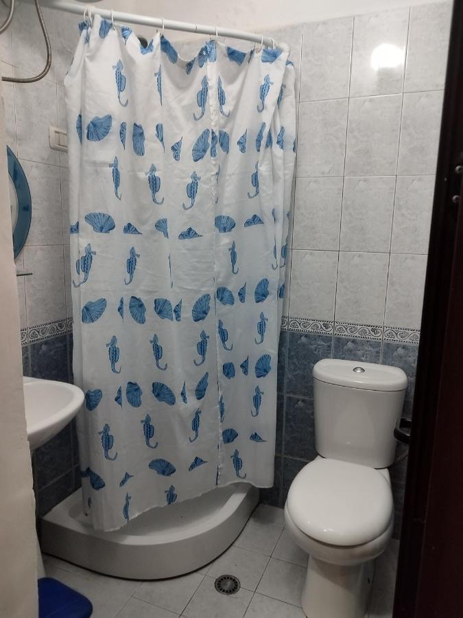 Guest Room Tirana Center Bagian luar foto